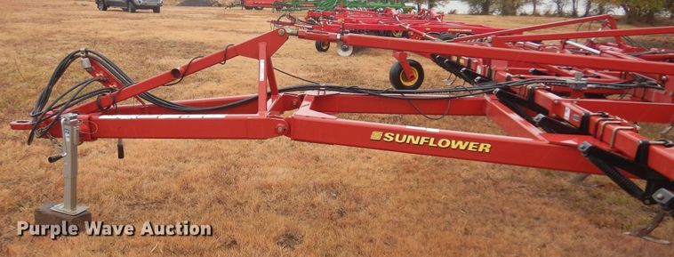 image for item OF9566 Sunflower 5135  field cultivator