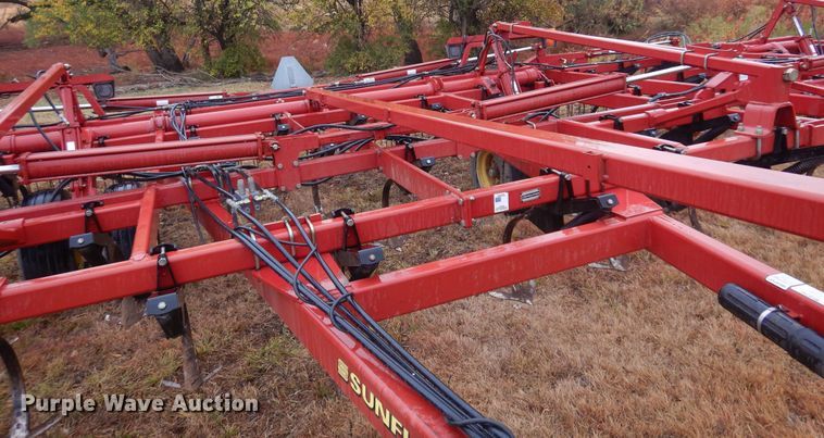 image for item OF9566 Sunflower 5135  field cultivator