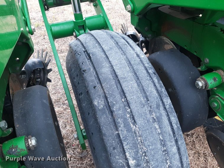 image for item OF9568 John Deere 1770NT  planter