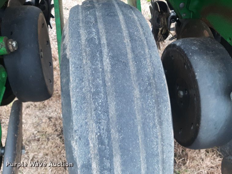 image for item OF9568 John Deere 1770NT  planter