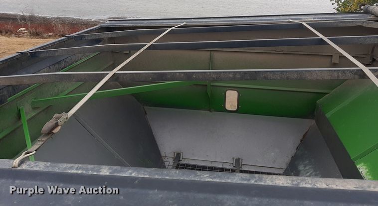 image for item OF9570 Brent 572  grain cart