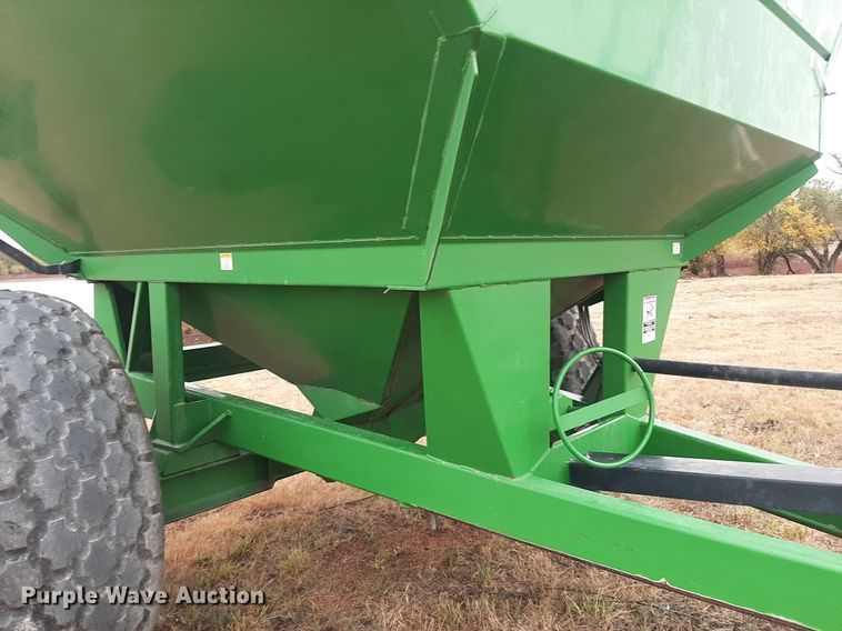 image for item OF9570 Brent 572  grain cart