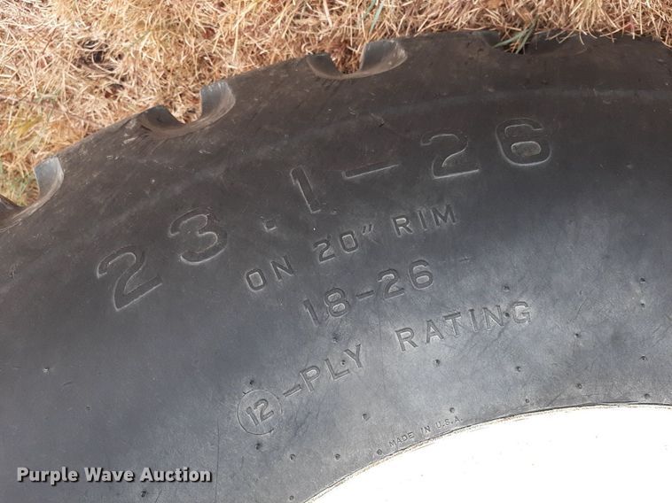 image for item OF9570 Brent 572  grain cart