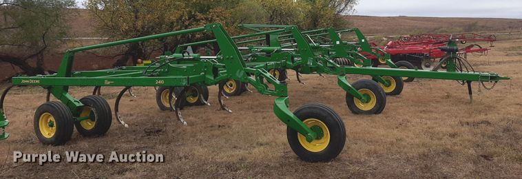 image for item OF9571 John Deere 2410  chisel