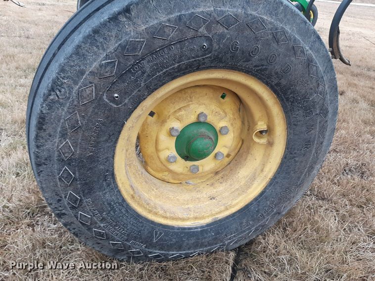 image for item OF9571 John Deere 2410  chisel