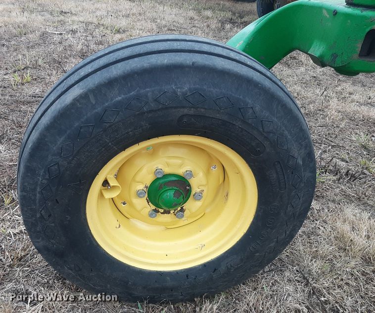 image for item OF9571 John Deere 2410  chisel