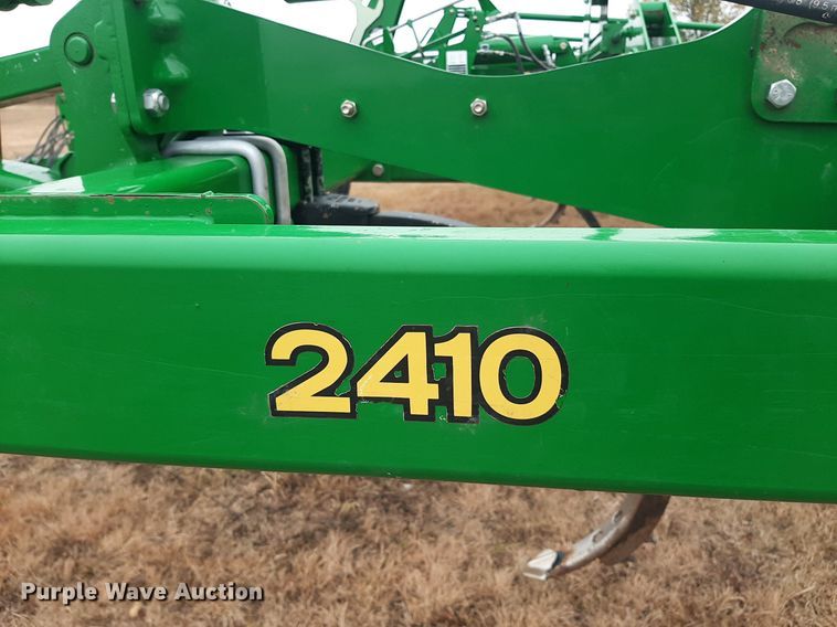 image for item OF9571 John Deere 2410  chisel