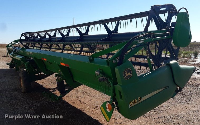 image for item OF9580 John Deere 936D  draper head