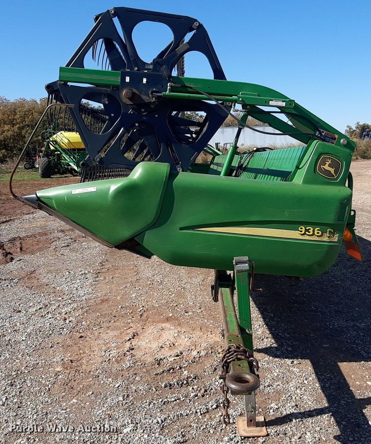 image for item OF9580 John Deere 936D  draper head