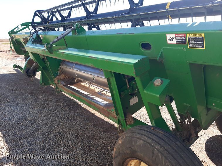 image for item OF9580 John Deere 936D  draper head