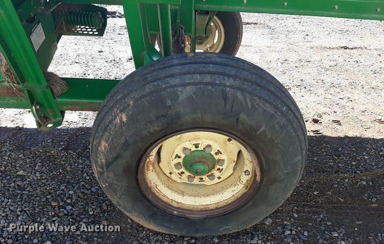 image for item OF9580 John Deere 936D  draper head