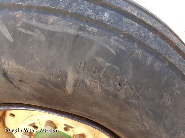 image for item OF9580 John Deere 936D  draper head