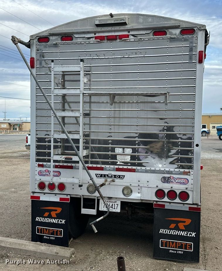 image for item OK9145 2012 Wilson DWH-550 Pace Setter  grain trailer