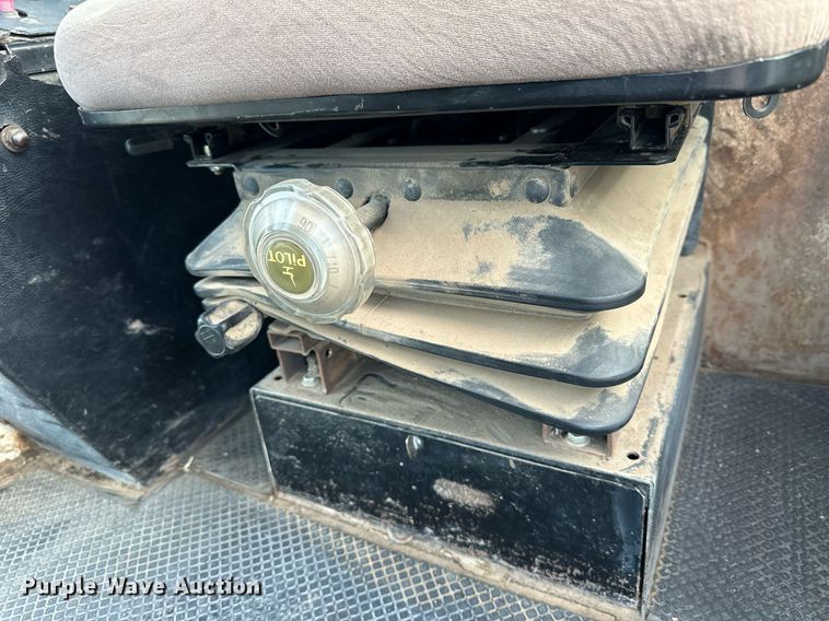 image for item OK9149 1980 Case 2390  tractor