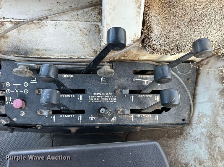 image for item OK9149 1980 Case 2390  tractor