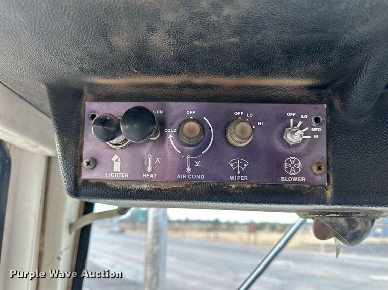 image for item OK9149 1980 Case 2390  tractor