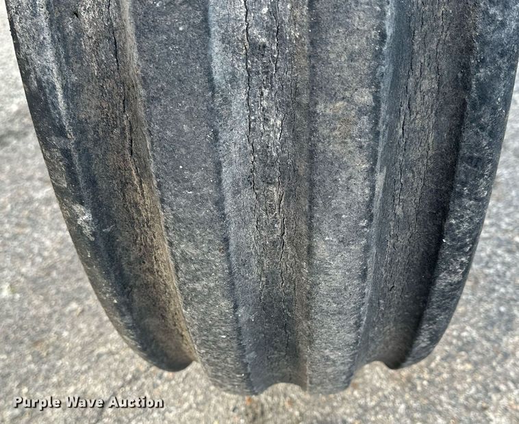 image for item OK9149 1980 Case 2390  tractor