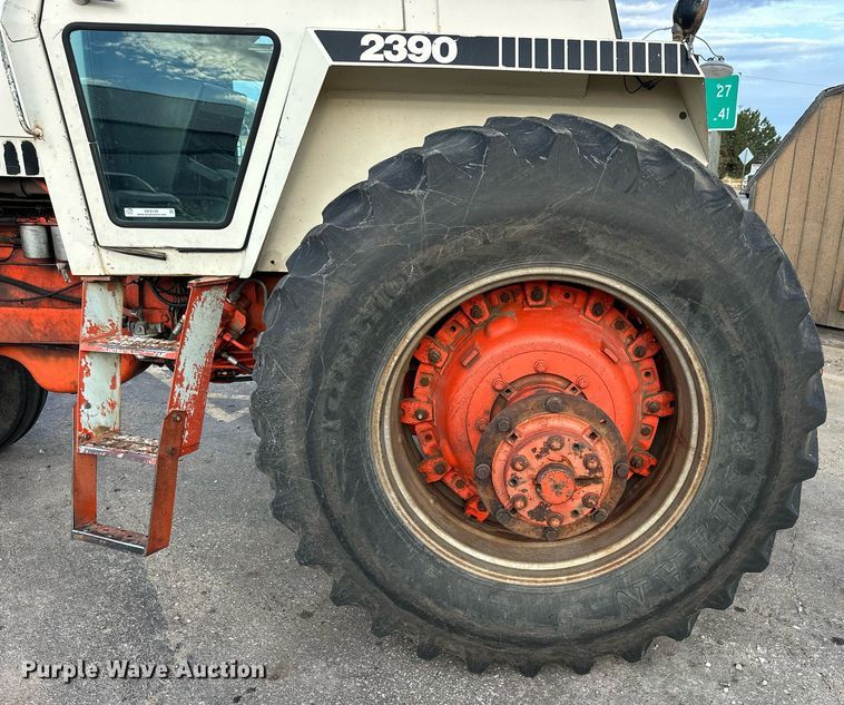 image for item OK9149 1980 Case 2390  tractor