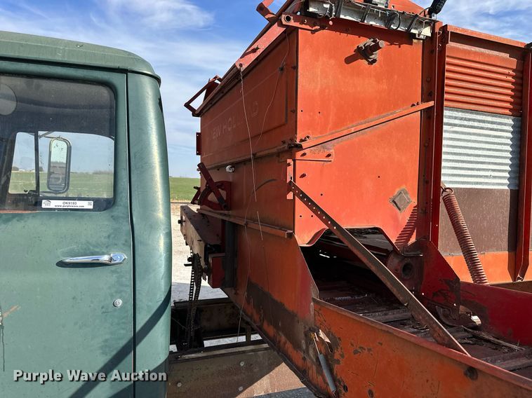 image for item OK9193 1970 International Harvester Loadstar 1600  feed delivery truck