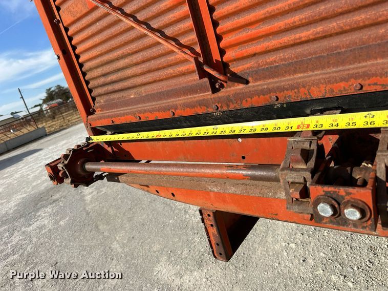 image for item OK9193 1970 International Harvester Loadstar 1600  feed delivery truck