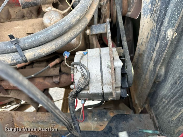 image for item OK9193 1970 International Harvester Loadstar 1600  feed delivery truck