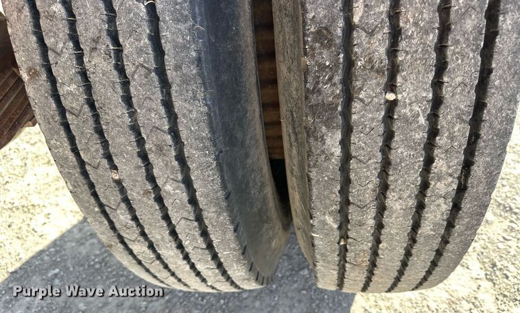 image for item OK9193 1970 International Harvester Loadstar 1600  feed delivery truck