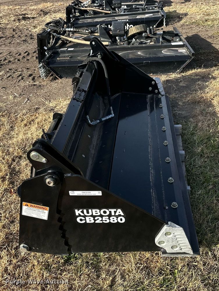 image for item OK9199 Kubota CB2580  skid steer four-in-one bucket