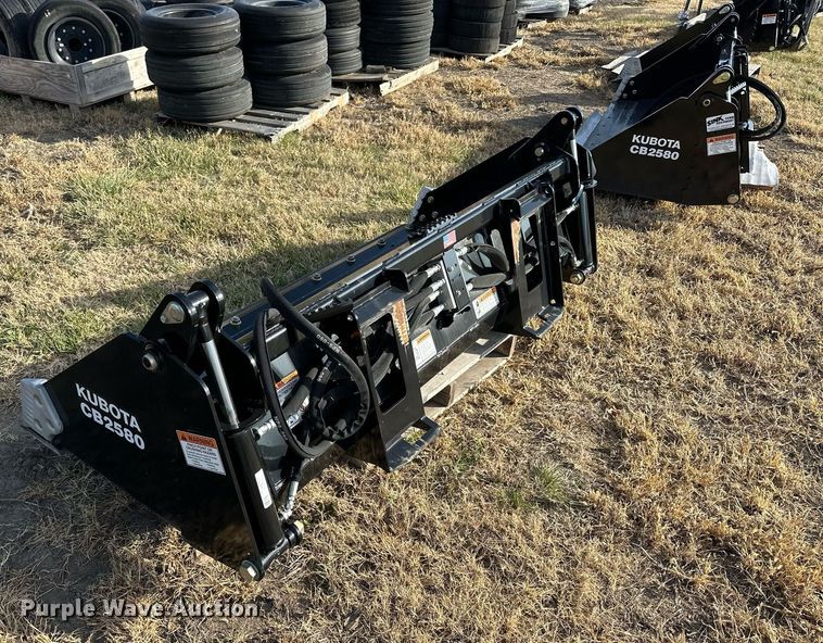 image for item OK9199 Kubota CB2580  skid steer four-in-one bucket