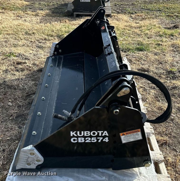 image for item OK9203 Kubota CB2574  skid steer four-in-one bucket