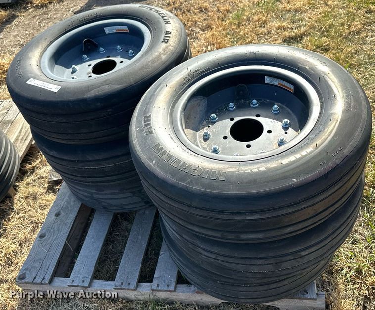 image for item OK9205 (6) Michelin H29x9.0-15 wheels and tires