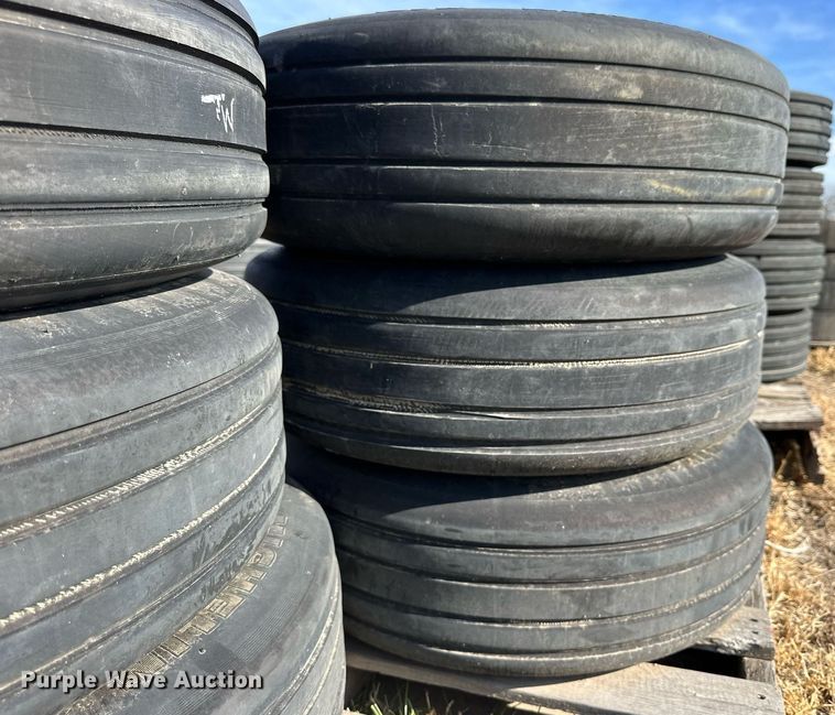 image for item OK9205 (6) Michelin H29x9.0-15 wheels and tires