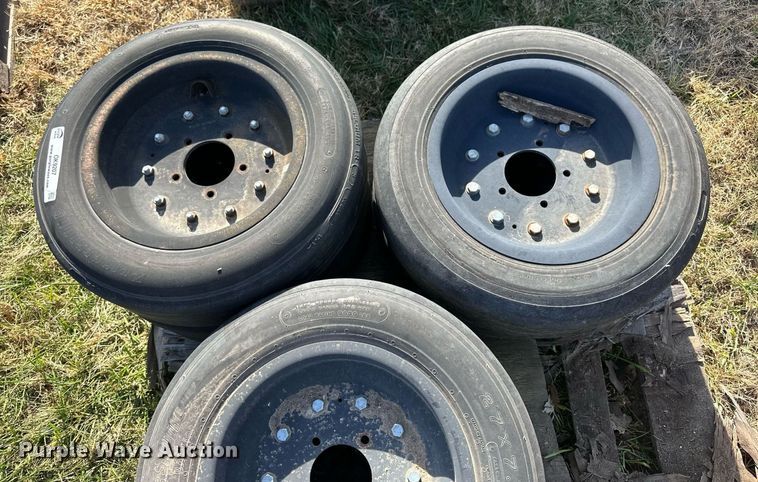 image for item OK9207 (6) 27x7.75R15 tires and wheels