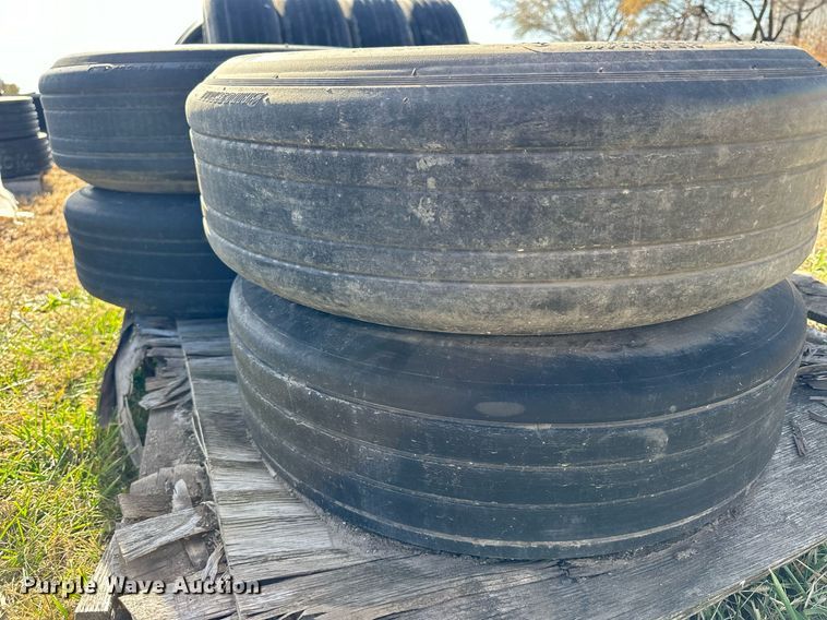 image for item OK9207 (6) 27x7.75R15 tires and wheels