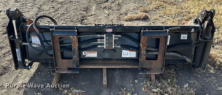 image for item OK9218 Kubota  skid steer four-in-one bucket