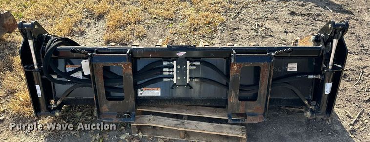 image for item OK9219 Kubota  skid steer four-in-one bucket