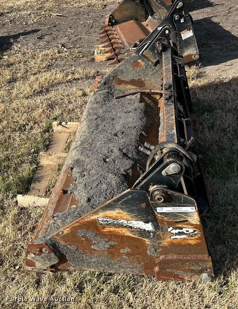 image for item OK9221 Kubota  skid steer four-in-one bucket