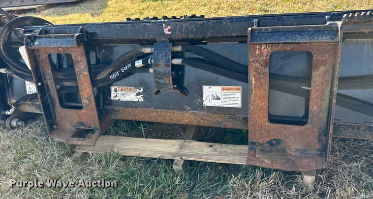 image for item OK9221 Kubota  skid steer four-in-one bucket