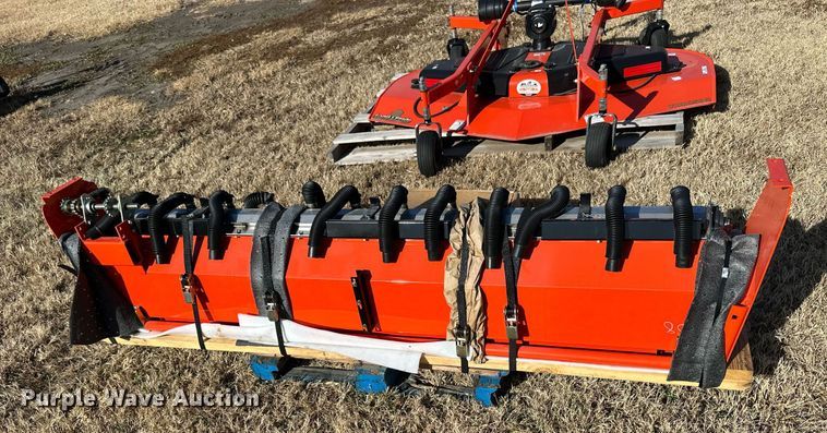 image for item OK9246 Land Pride  800 fertilizer box