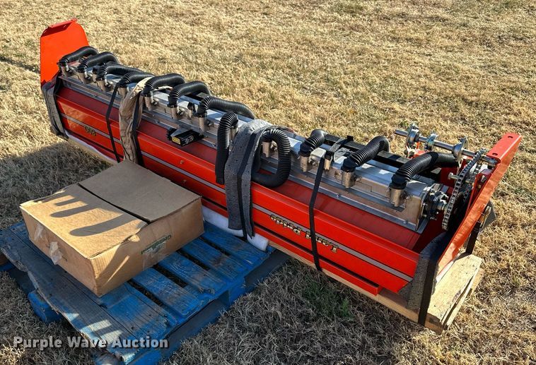 image for item OK9246 Land Pride  800 fertilizer box