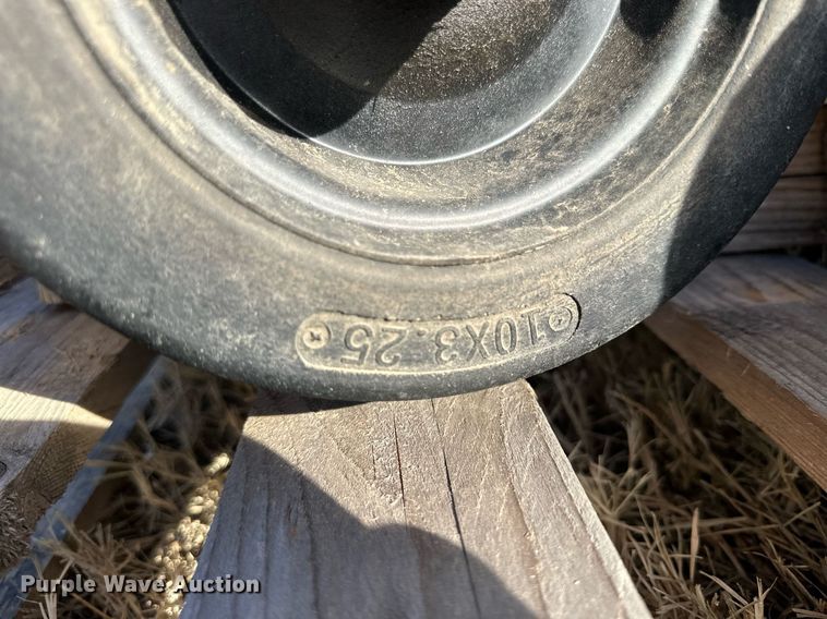 image for item OK9263 Land Pride FDR1672  finish mower