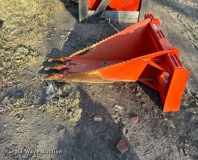 image for item OK9289 Land Pride AP-UB25  skid steer stump bucket