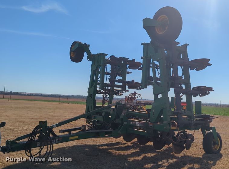 image for item OL9080 John Deere 2510H  NH3 applicator