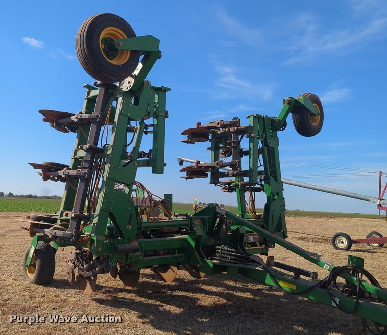 image for item OL9080 John Deere 2510H  NH3 applicator