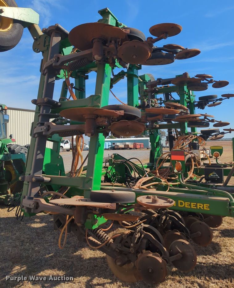 image for item OL9080 John Deere 2510H  NH3 applicator