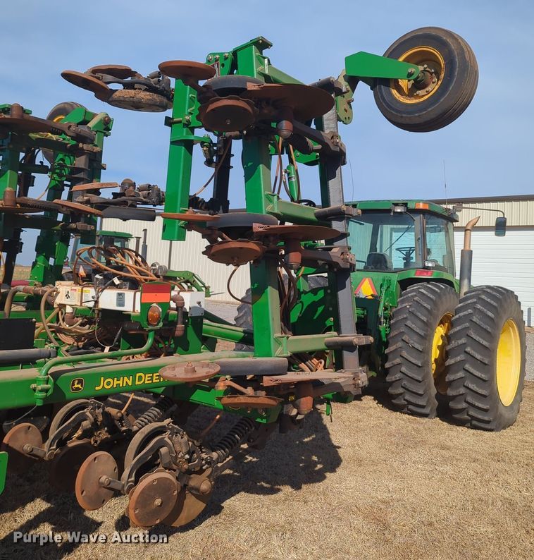 image for item OL9080 John Deere 2510H  NH3 applicator
