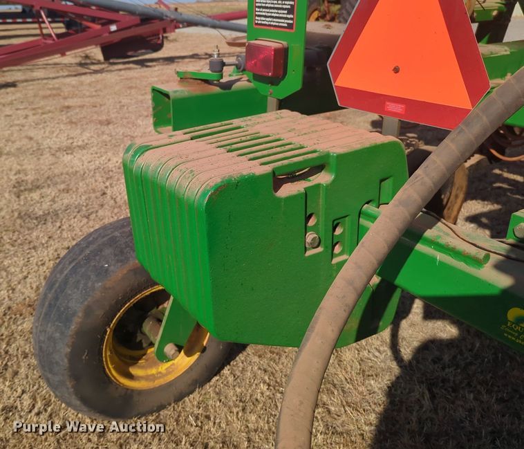 image for item OL9080 John Deere 2510H  NH3 applicator