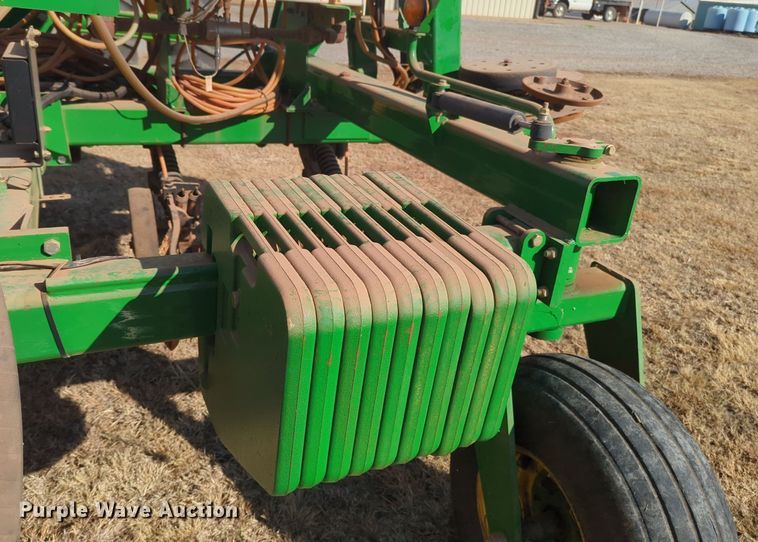 image for item OL9080 John Deere 2510H  NH3 applicator