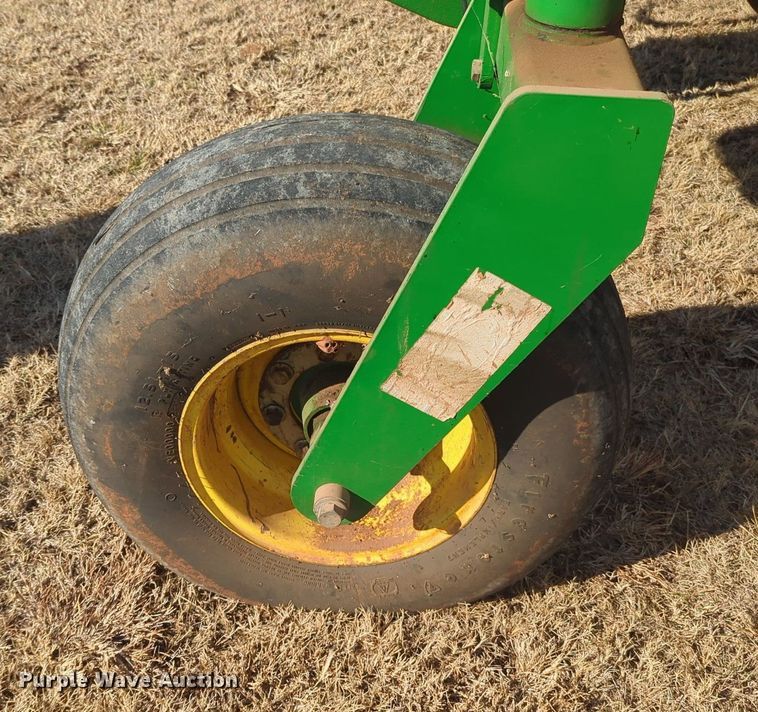 image for item OL9080 John Deere 2510H  NH3 applicator