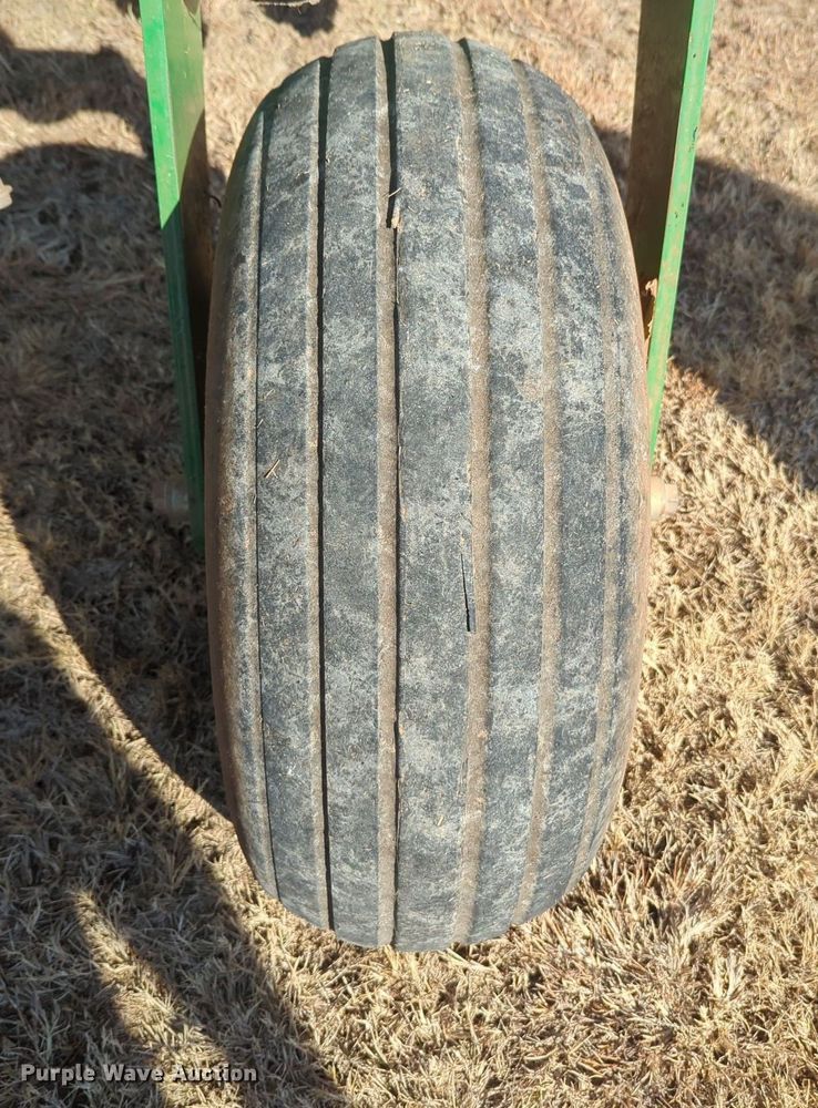 image for item OL9080 John Deere 2510H  NH3 applicator