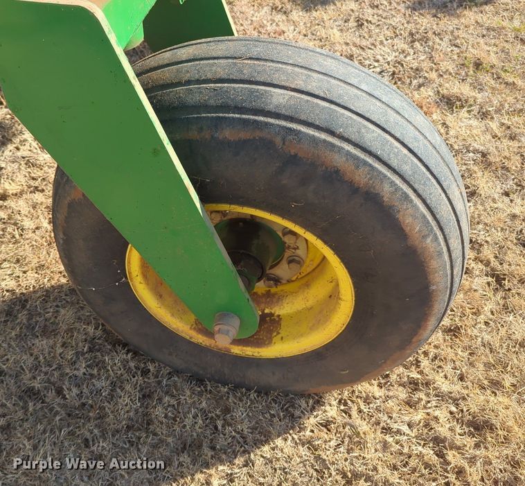 image for item OL9080 John Deere 2510H  NH3 applicator